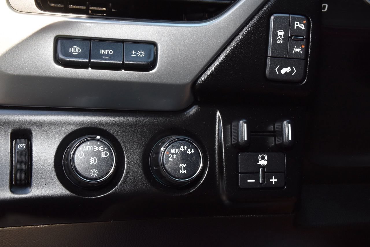 Used 2019 Chevrolet Tahoe Premier AWD/4WD image 32