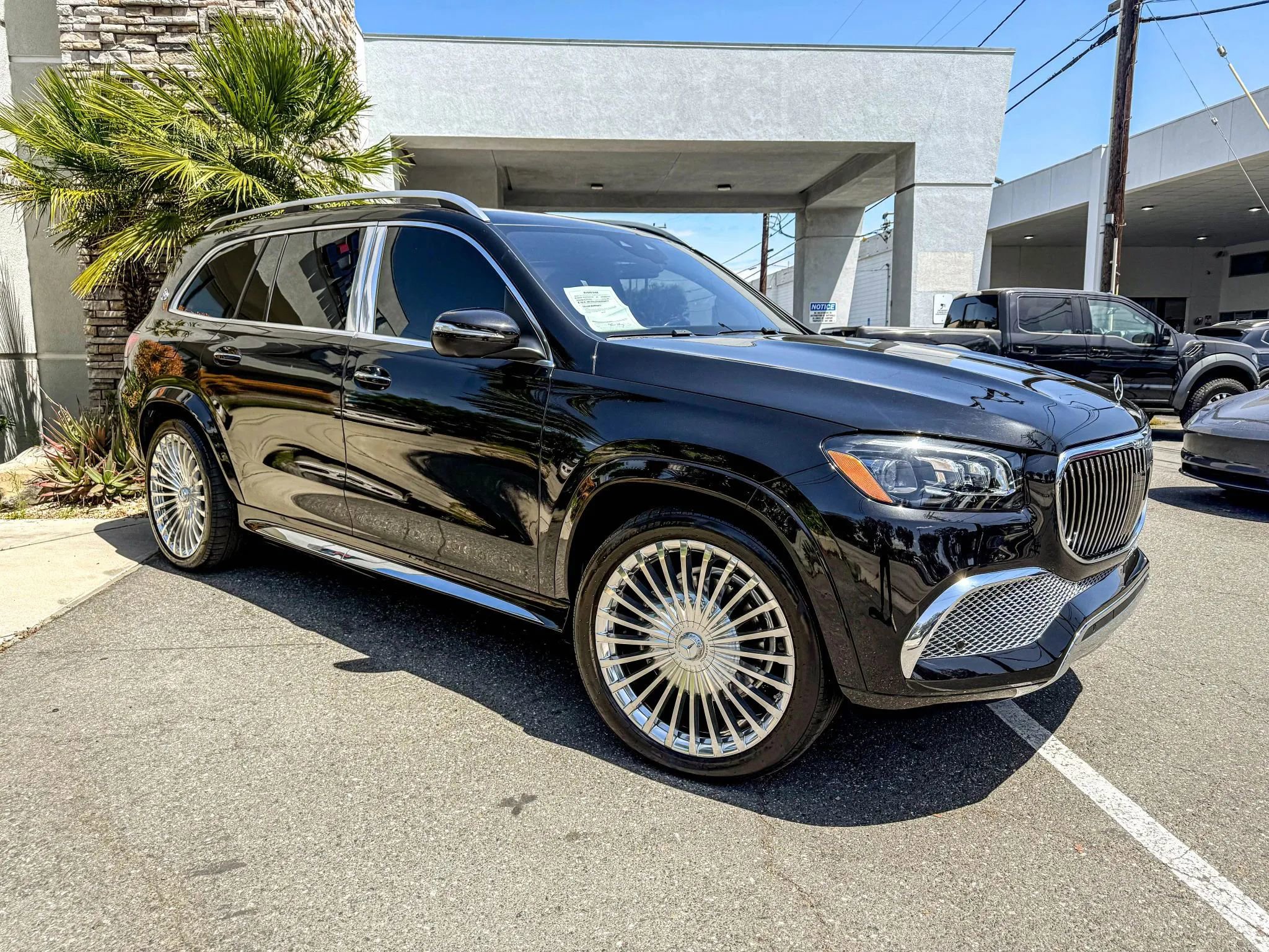 Used 2022 Mercedes-Benz Maybach GLS 600 4MATIC image 1
