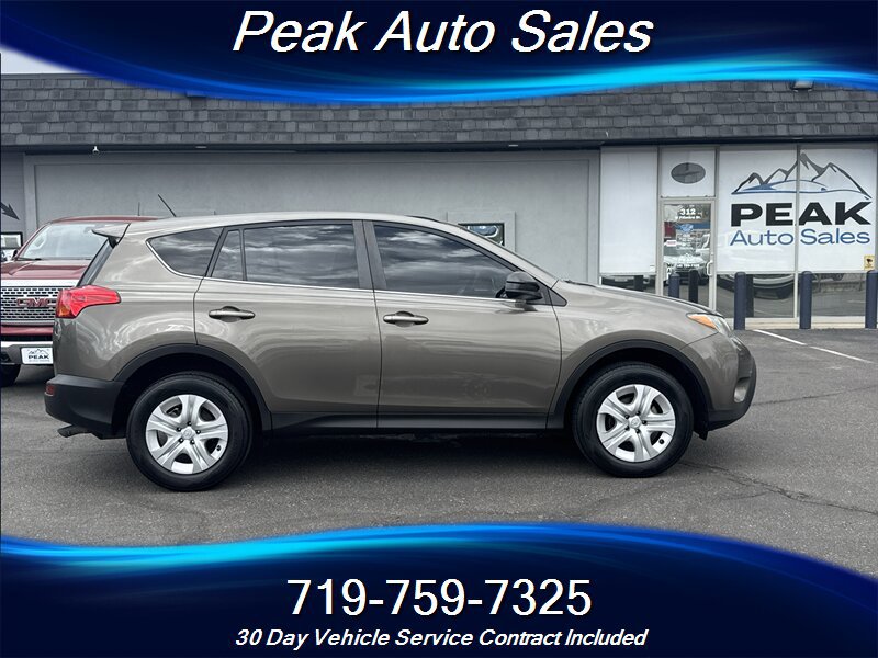 Used 2015 Toyota RAV4 LE image 8