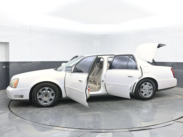 Used 2004 Cadillac De Ville w/ Equipment Group FWD image 50