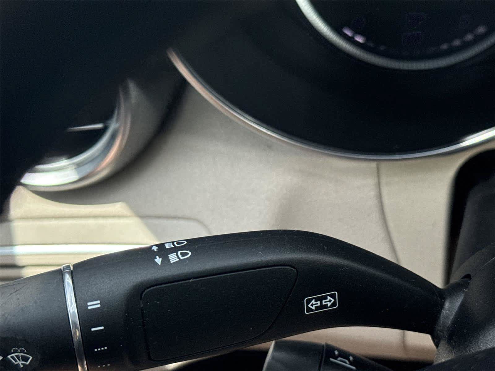 Used 2017 Mercedes-Benz C 300 Sedan image 23