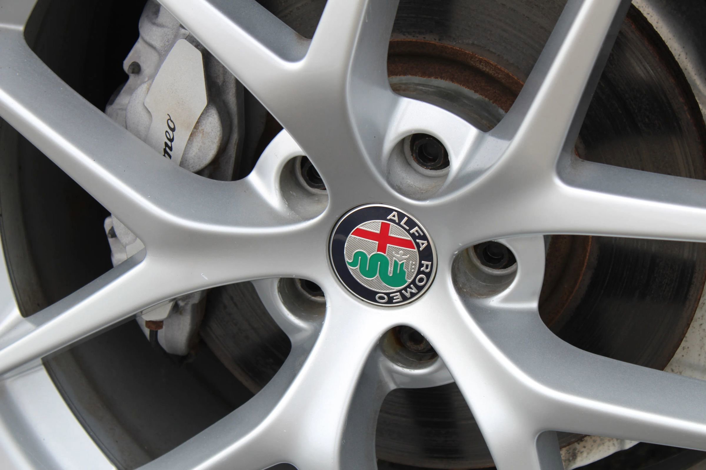 Used 2019 Alfa Romeo Stelvio Ti Lusso w/ Quick Order Package 22X Lusso AWD/4WD image 37