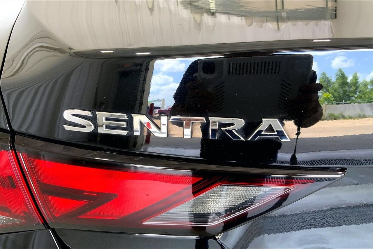 Used 2023 Nissan Sentra SV FWD image 31