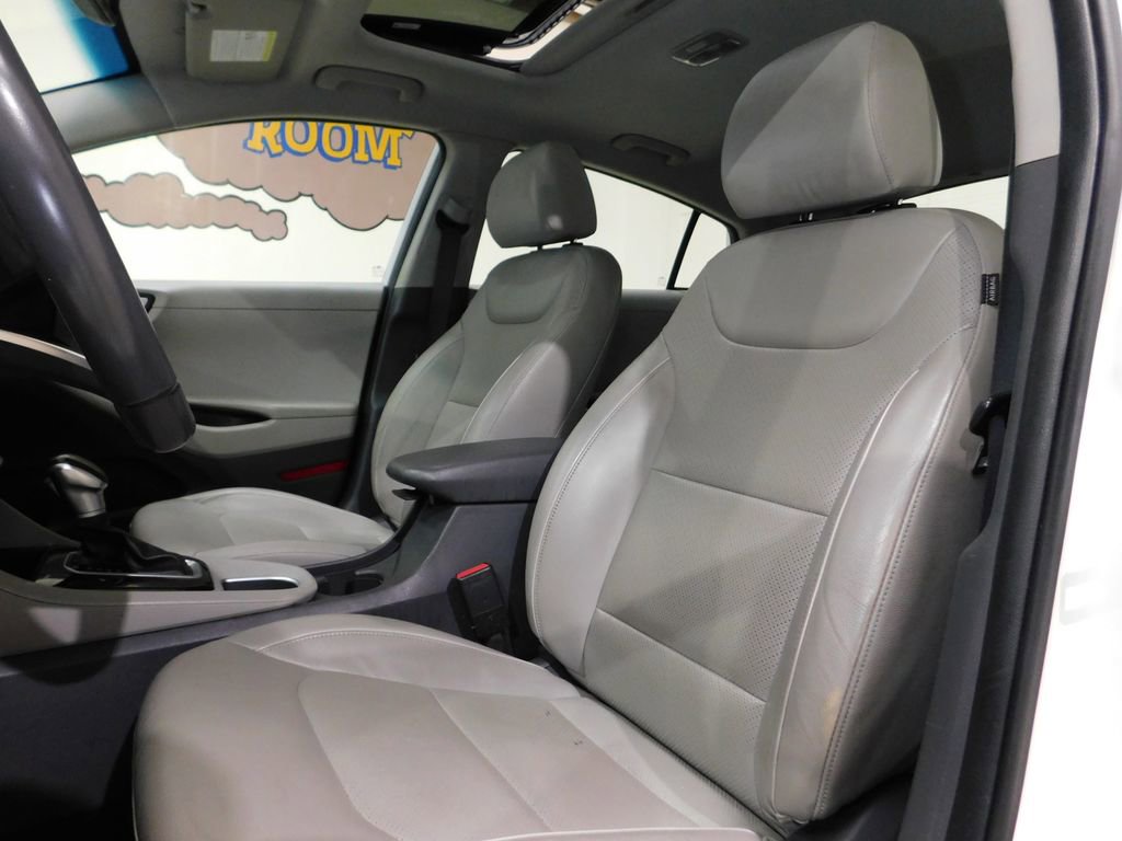 Used 2018 Hyundai Ioniq Limited FWD image 39