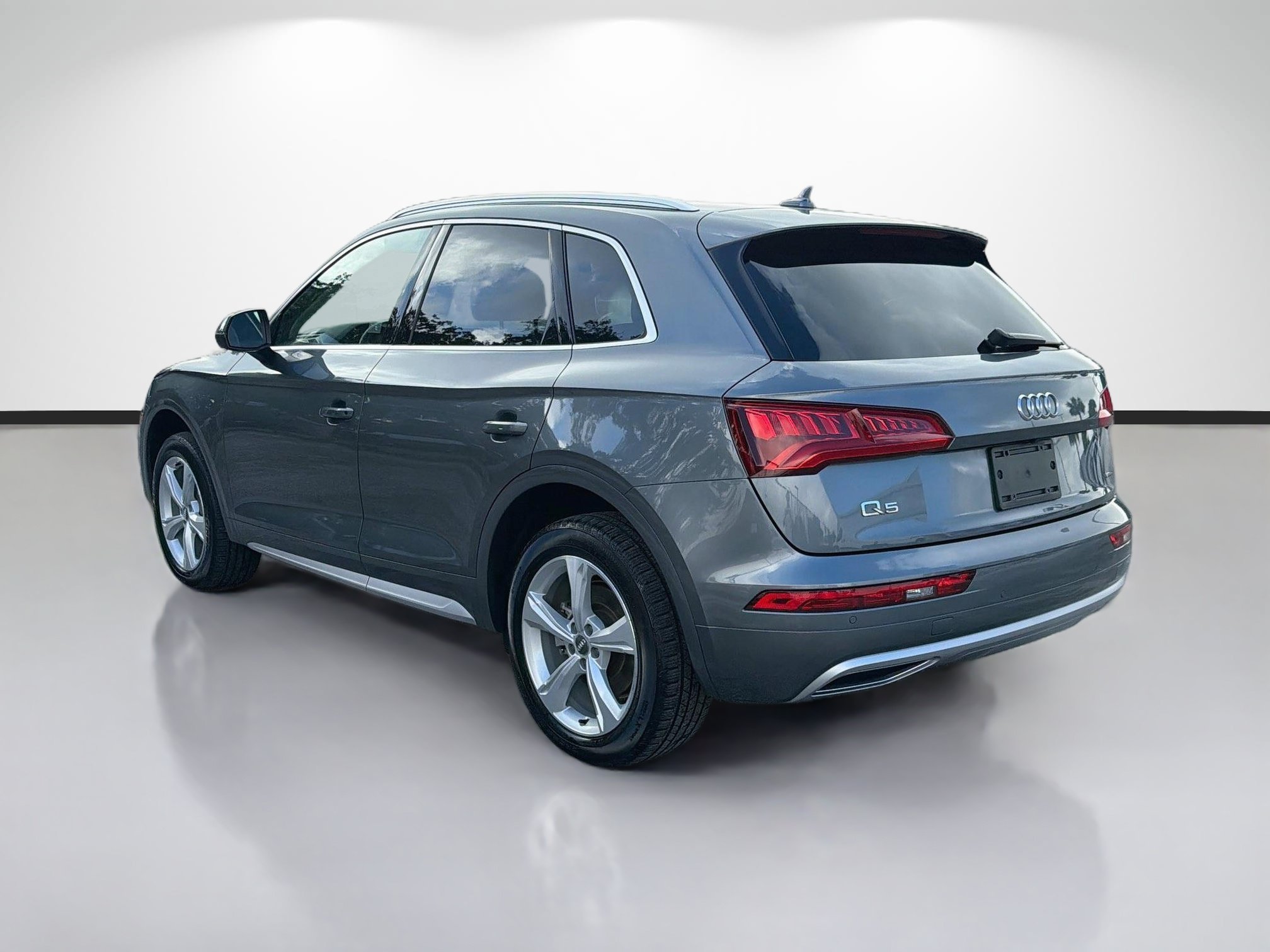 Used 2020 Audi Q5 2.0T Premium Plus AWD/4WD image 5