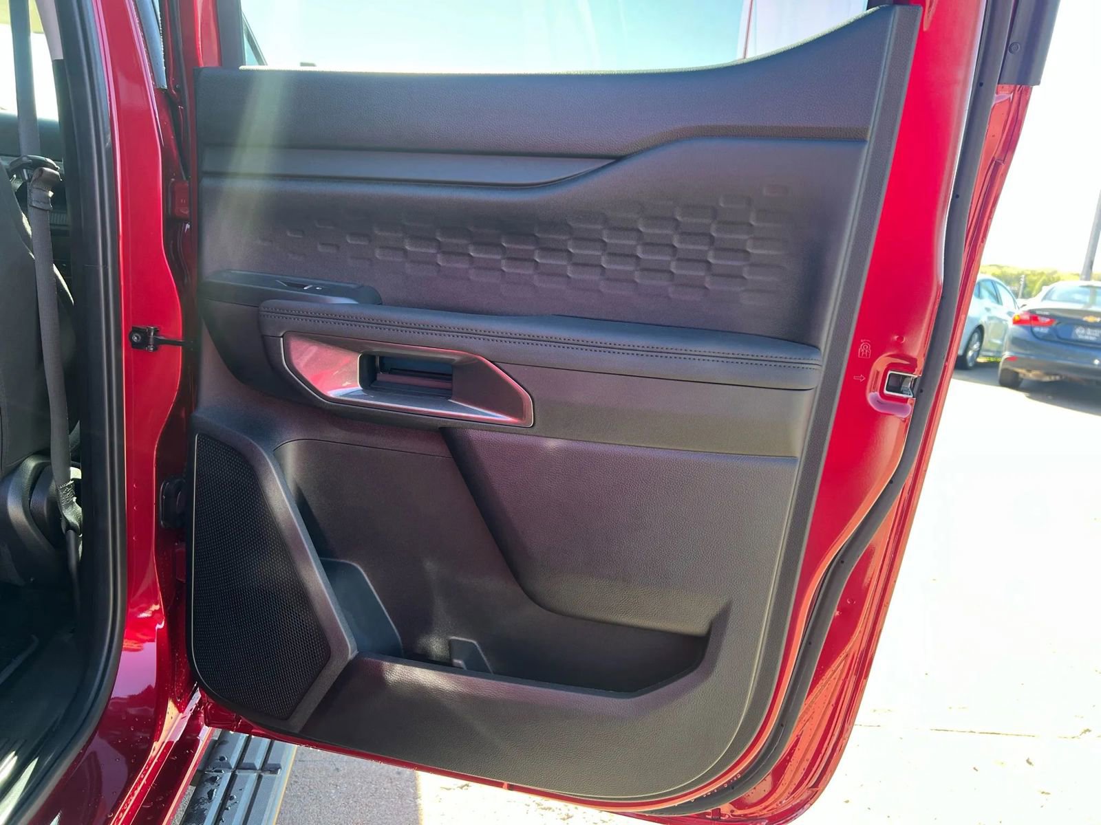 Used 2025 Ford Ranger XLT w/ Technology Package image 17