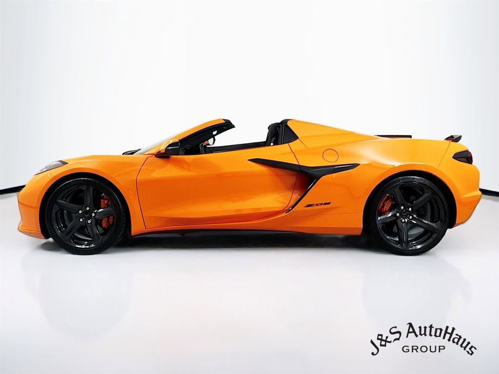 Used 2024 Chevrolet Corvette Z06 RWD image 4