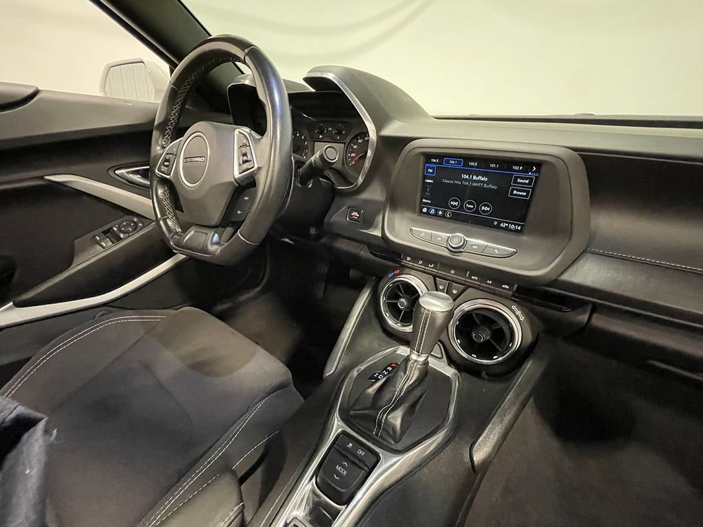 Used 2019 Chevrolet Camaro LT RWD image 60