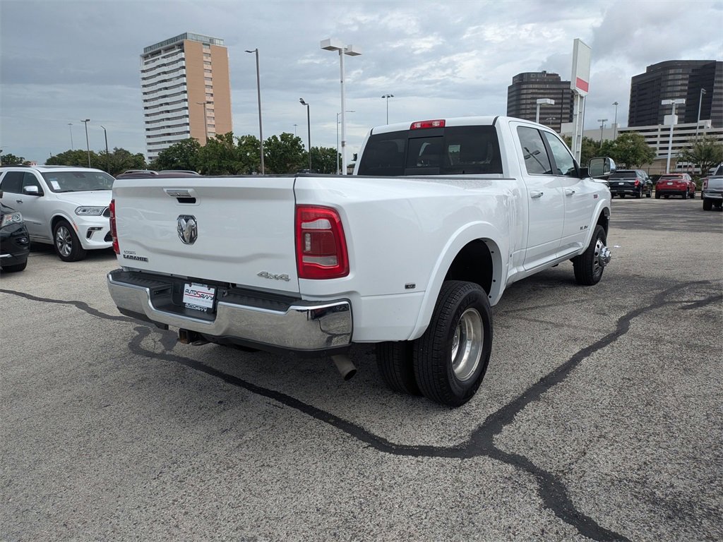 Used 2022 RAM 3500 Laramie w/ Chrome Appearance Group image 3
