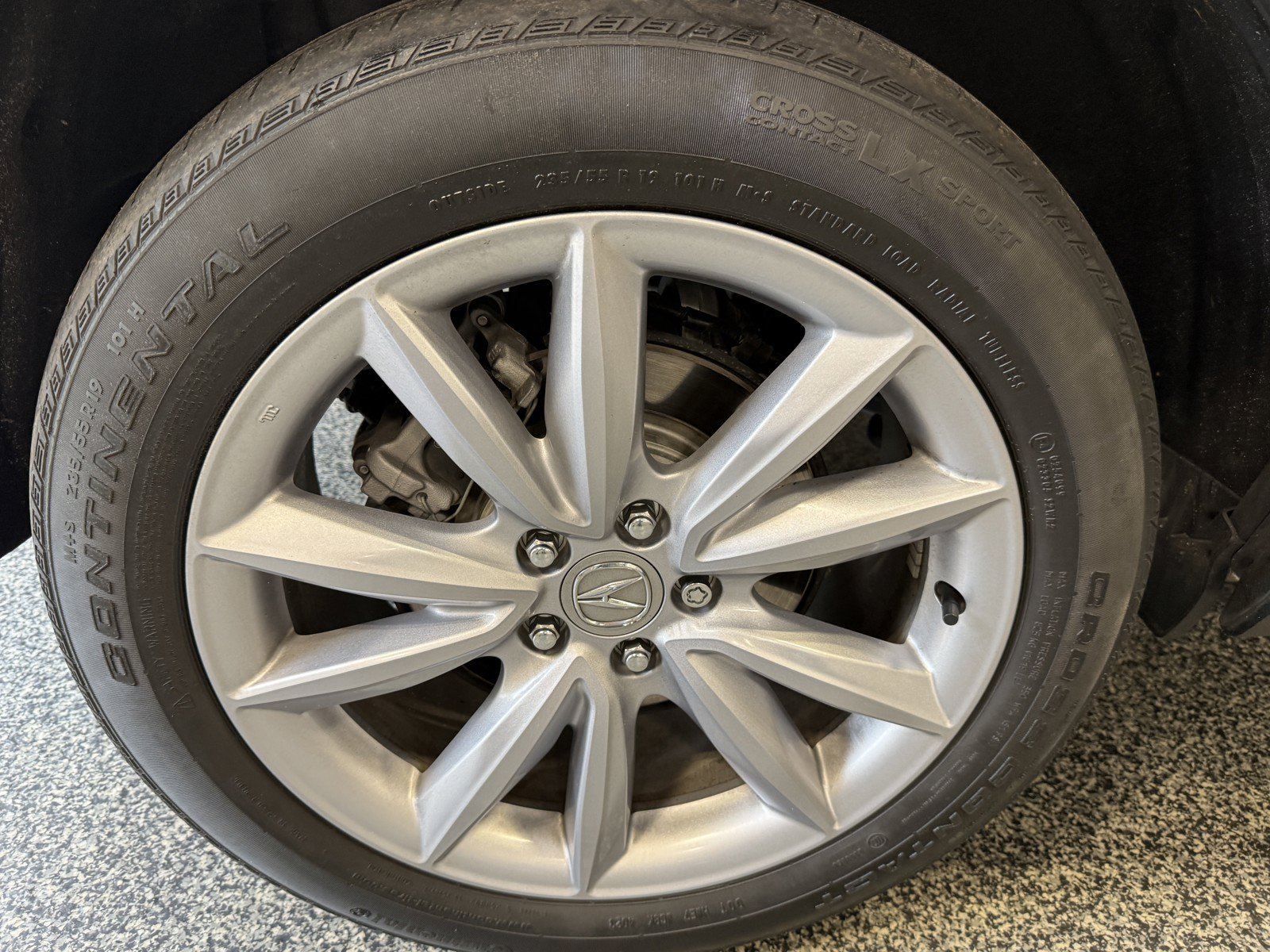 Used 2024 Acura RDX SH-AWD image 25