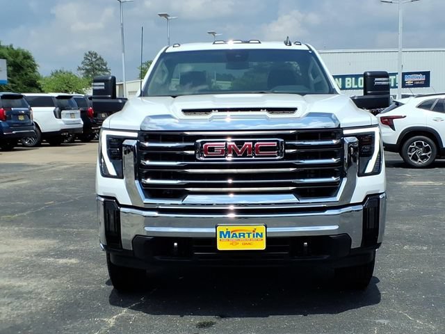 New 2026 GMC Sierra 3500 SLE AWD/4WD image 2