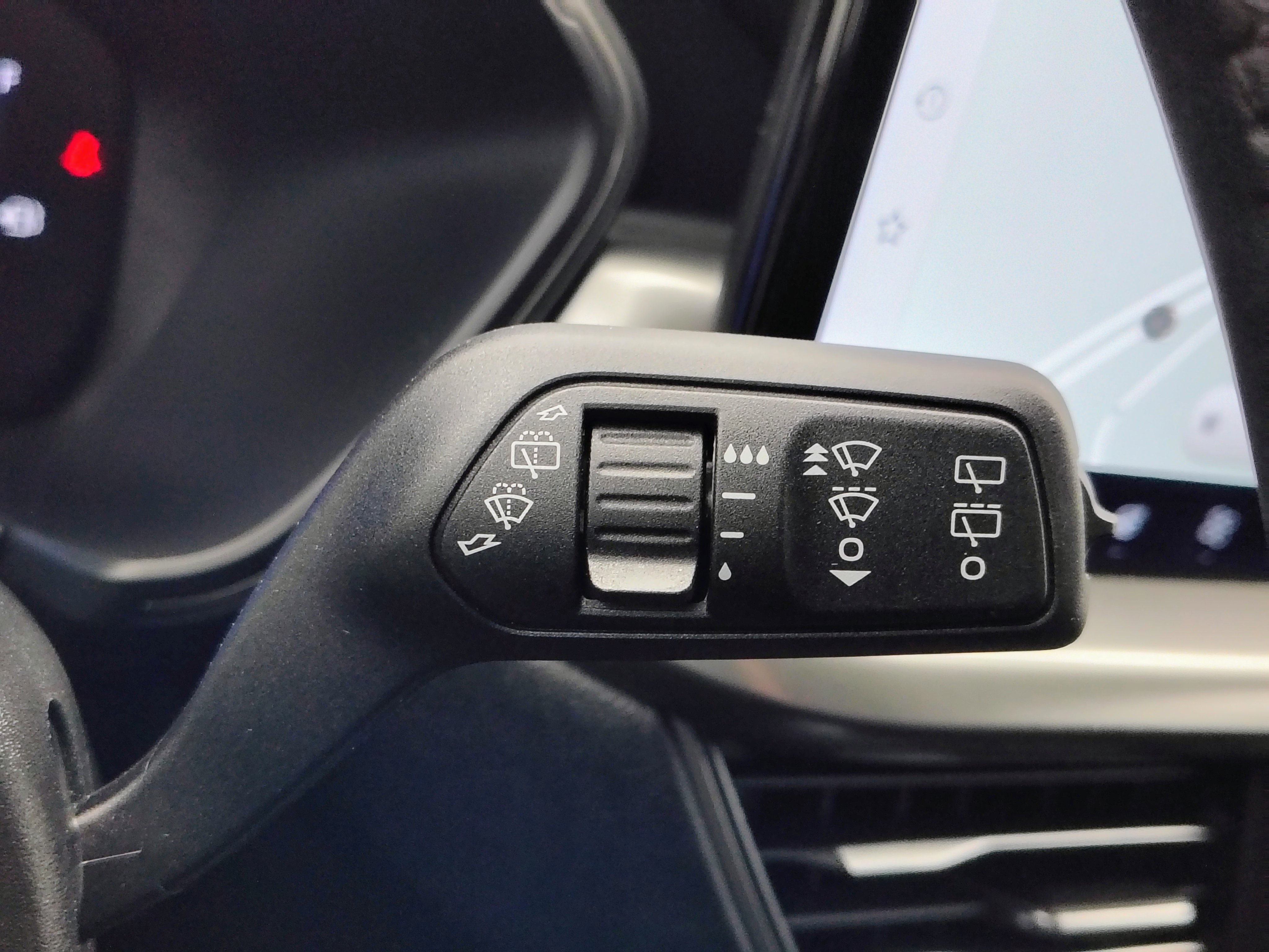 Used 2023 Ford Escape Active w/ Tech Pack #1 image 44