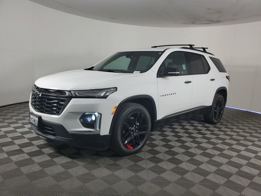 Used 2023 Chevrolet Traverse Premier w/ Redline Edition image 8