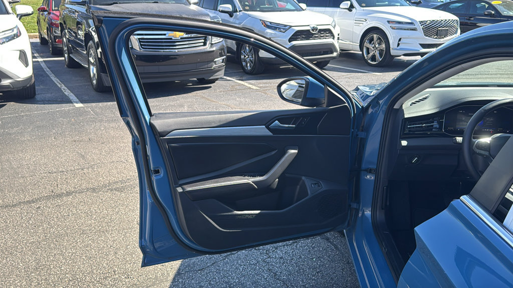 Used 2025 Volkswagen Jetta S FWD image 15
