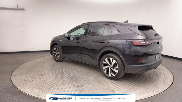 Used 2023 Volkswagen ID.4 Pro image 4