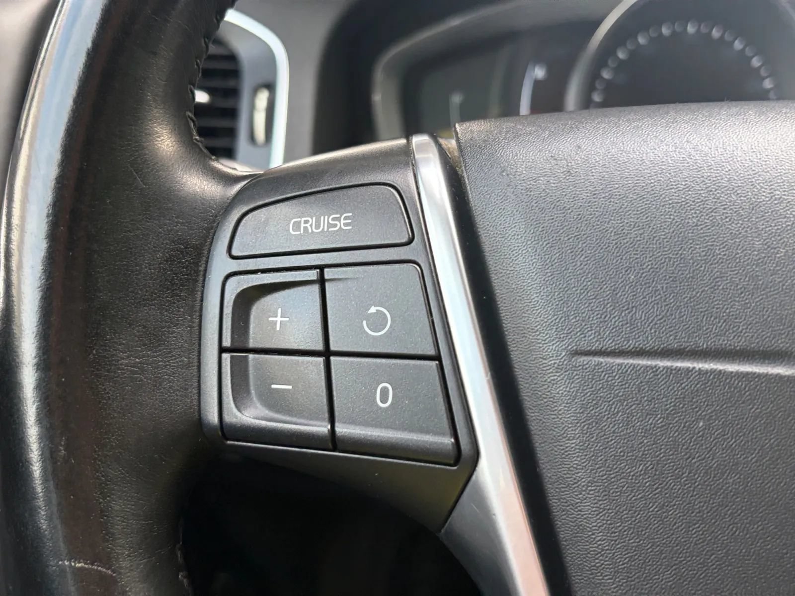 Used 2015 Volvo S60 T5 Premier AWD/4WD image 30