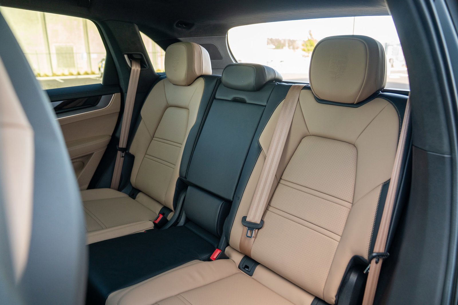 New 2026 Porsche Cayenne GTS AWD/4WD image 25