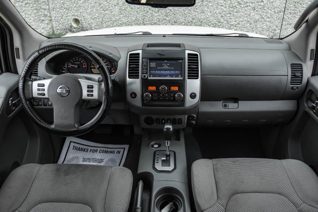 Used 2021 Nissan Frontier SV w/ Midnight Edition Floor Mats image 19