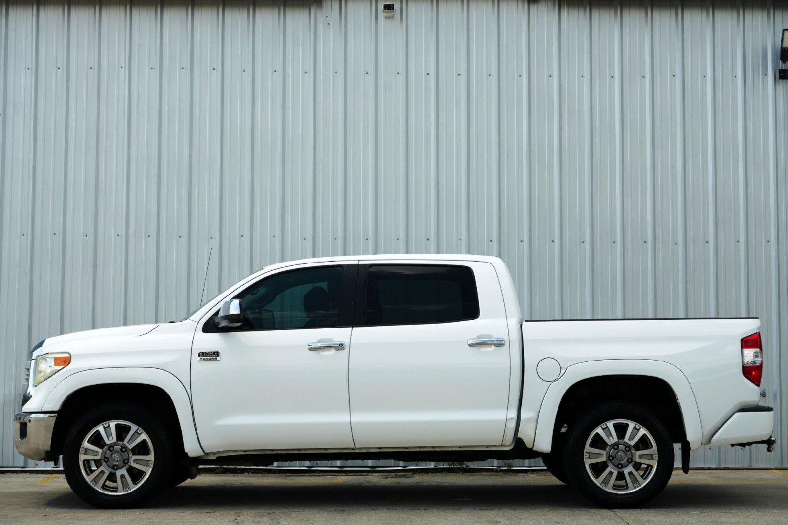 Used 2015 Toyota Tundra 1794 Edition image 48
