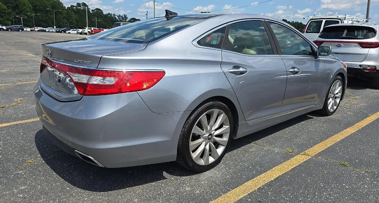 Used 2016 Hyundai Azera Limited FWD image 3