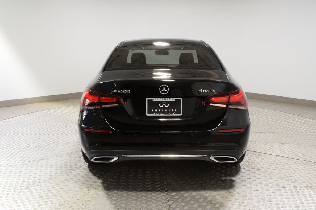 Used 2021 Mercedes-Benz A 220 4MATIC w/ Premium Package image 10