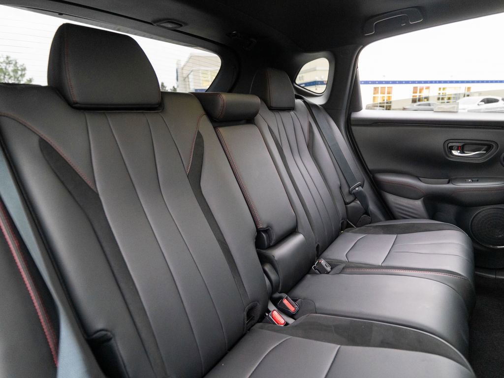 Certified 2025 Acura ADX A-Spec image 40