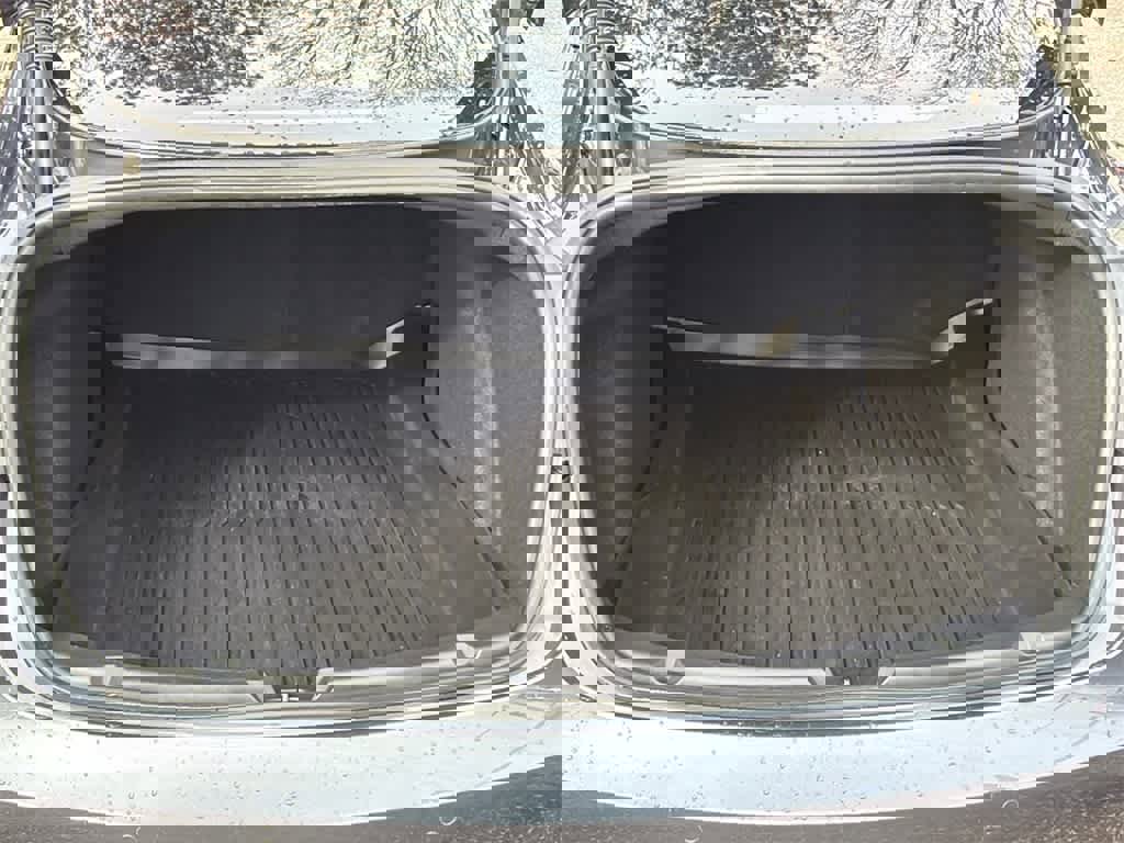 Used 2021 Tesla Model 3 Performance image 16