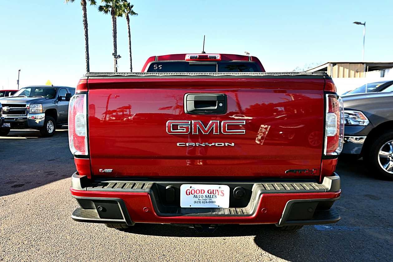 Used 2022 GMC Canyon AT4 image 6