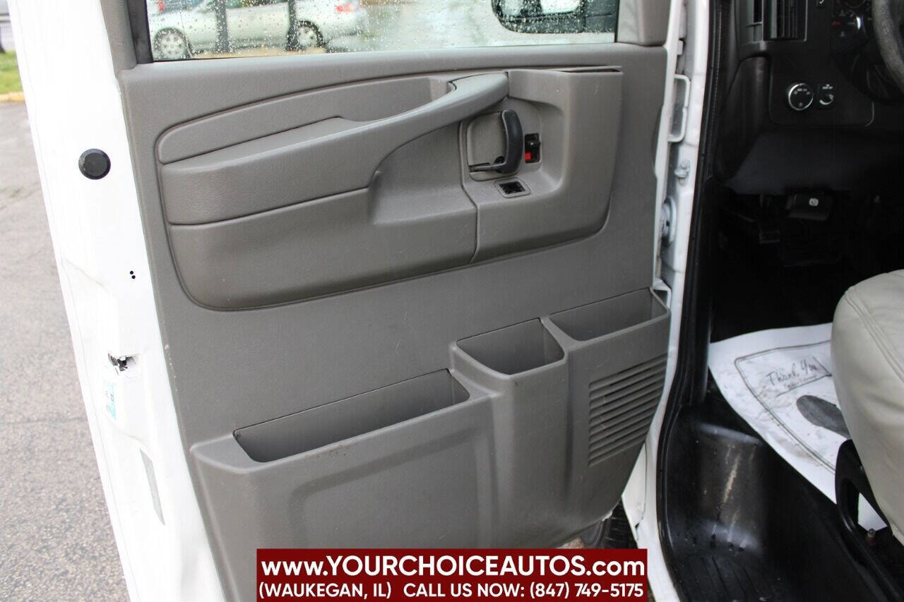 Used 2011 Chevrolet Express 1500 image 12