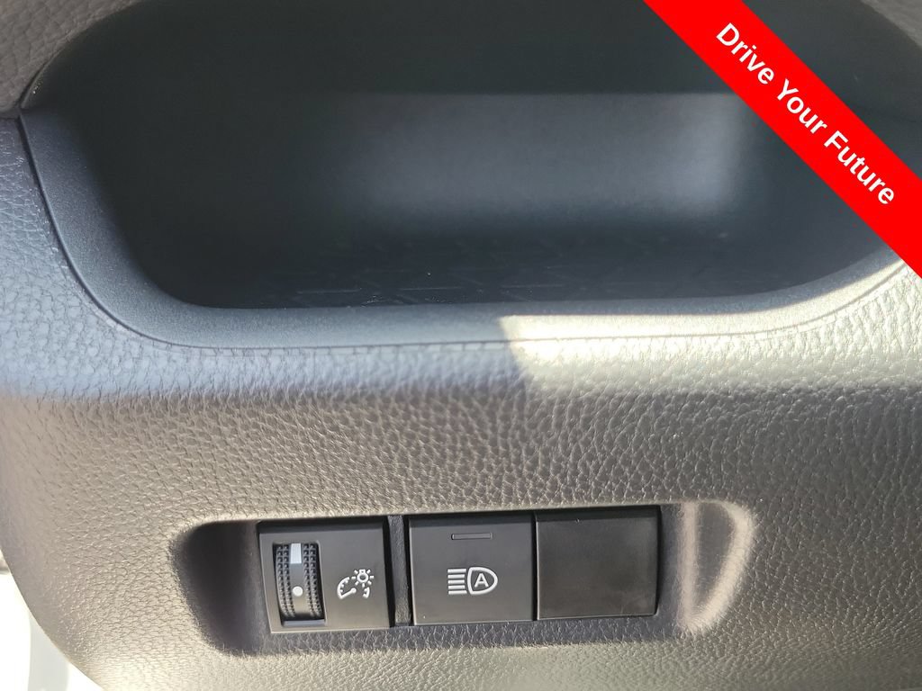 Used 2025 Toyota RAV4 LE FWD image 14