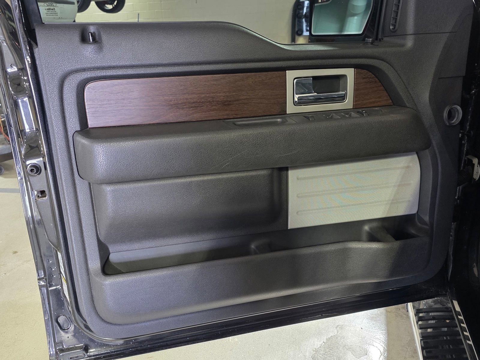 Used 2013 Ford F150 Lariat RWD image 16