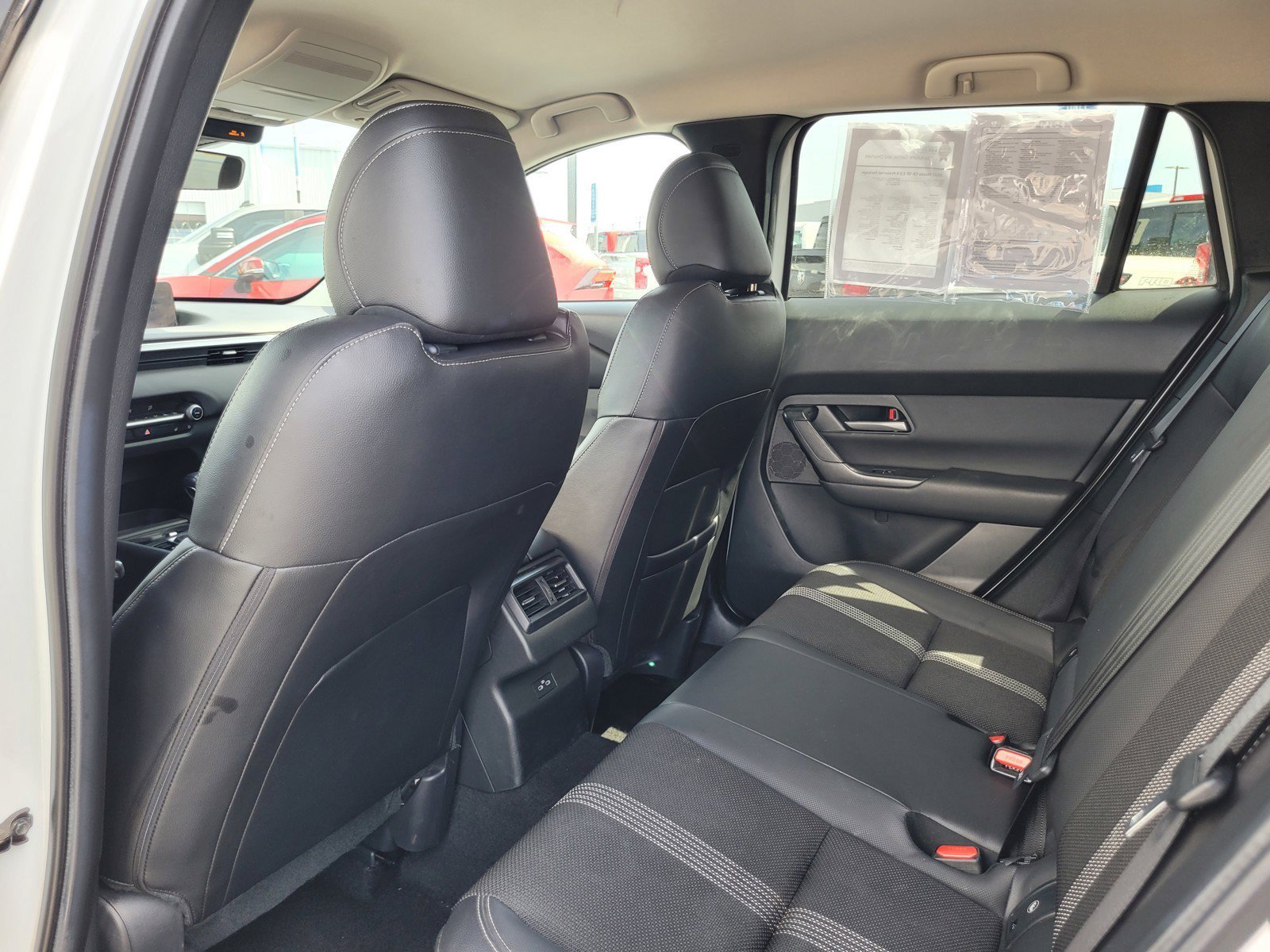 Used 2025 MAZDA CX-50 AWD 2.5 S w/ Preferred Package image 15