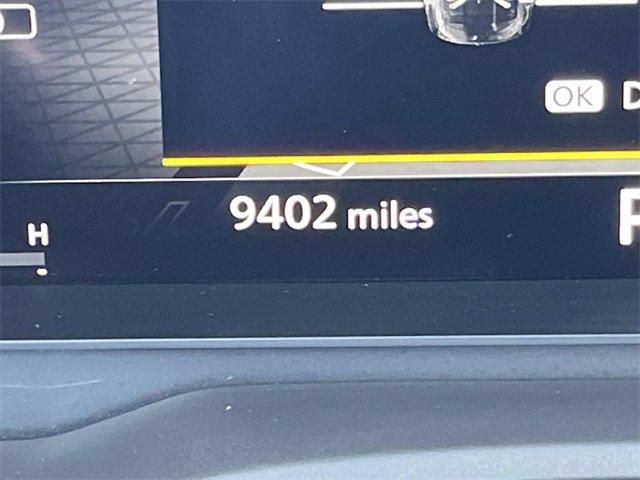 Used 2024 Nissan Rogue Platinum image 40