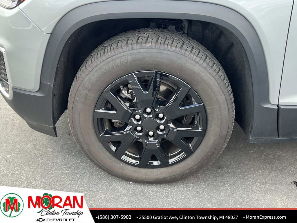 Used 2023 GMC Acadia SLT image 10