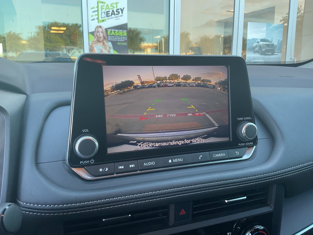 Used 2023 Nissan Rogue S FWD image 32