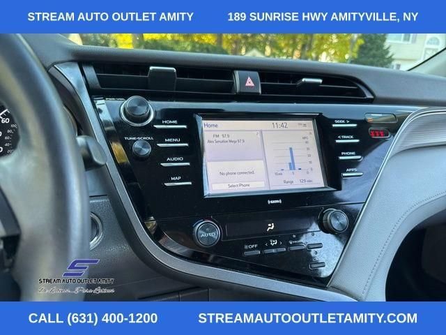 Used 2020 Toyota Camry SE w/ Cold Weather Package AWD/4WD image 39