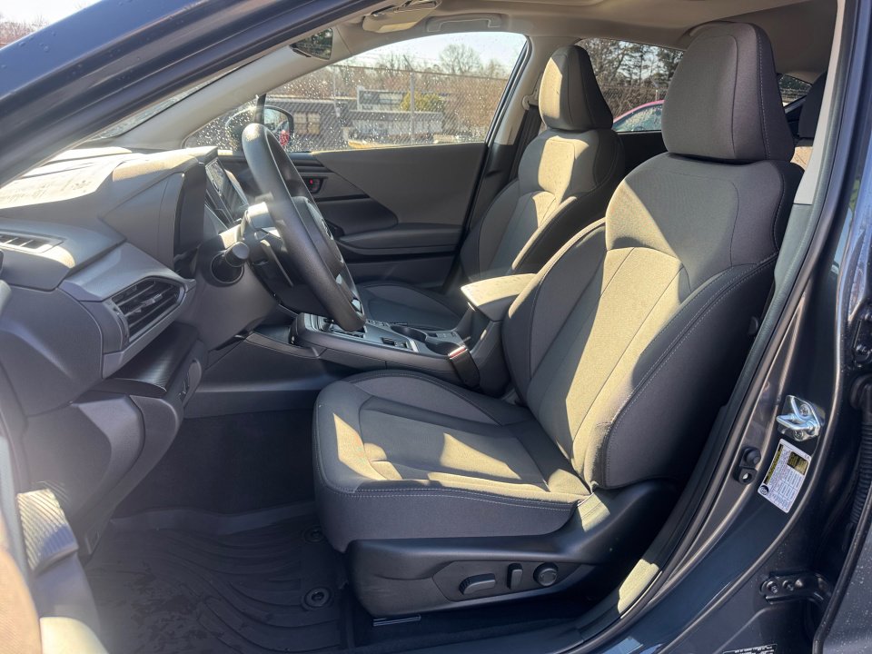 Used 2025 Subaru Crosstrek 2.0i Premium image 34