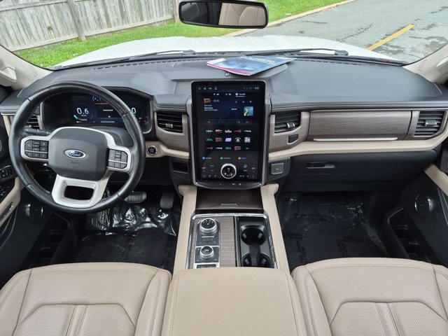 Used 2022 Ford Expedition Max Limited AWD/4WD image 22