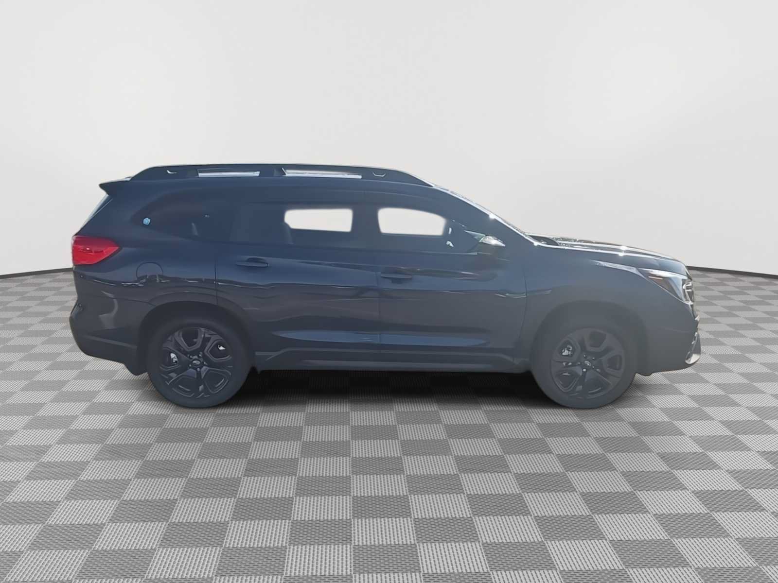 Used 2025 Subaru Ascent Onyx Edition w/ Onyx Package AWD/4WD image 9