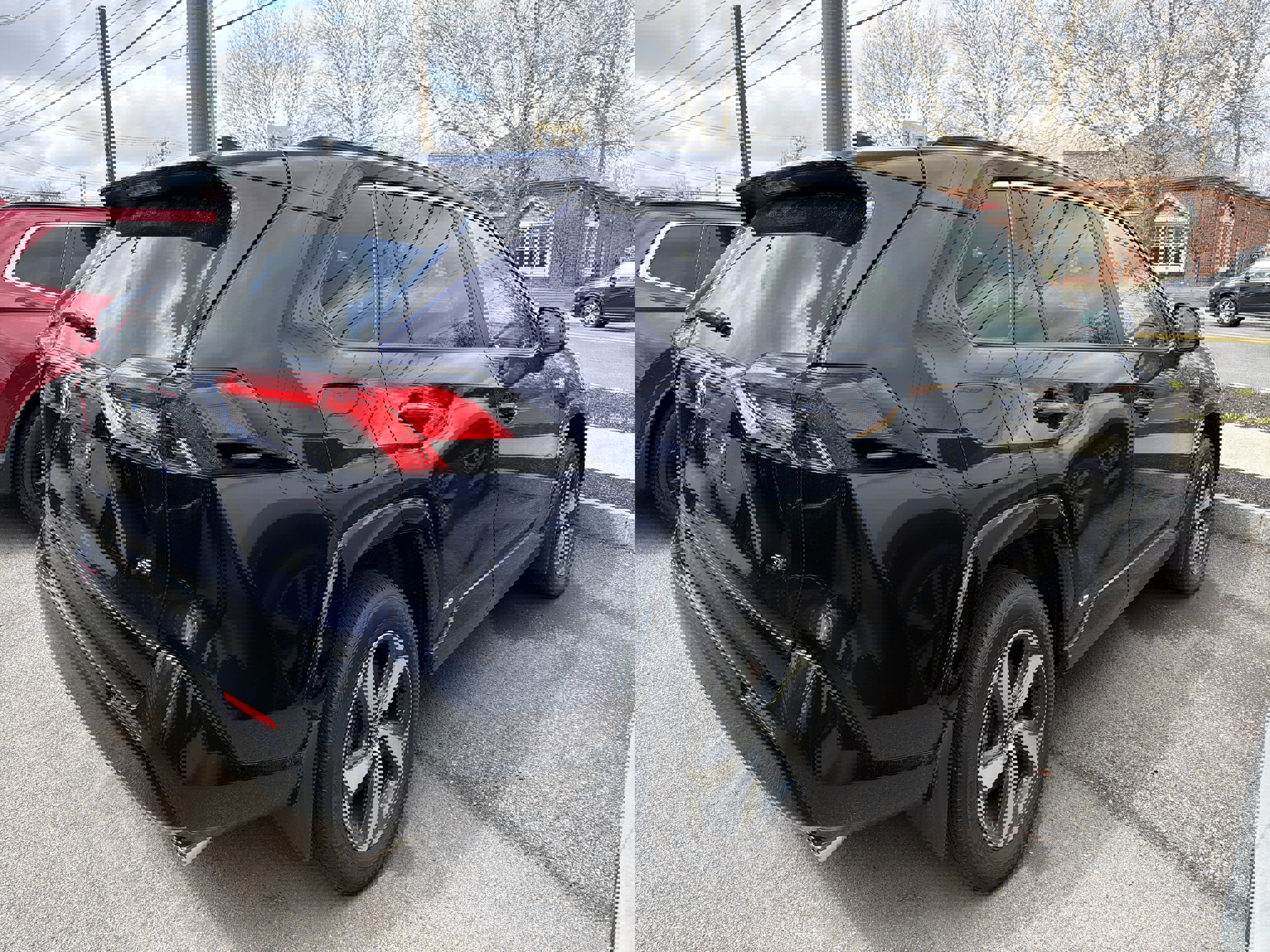 Used 2024 Toyota RAV4 SE w/ Weather & Moonroof Package image 5