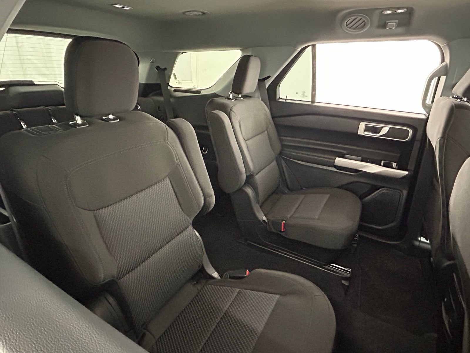 Used 2023 Ford Explorer XLT w/ Class IV Trailer Tow Package image 39