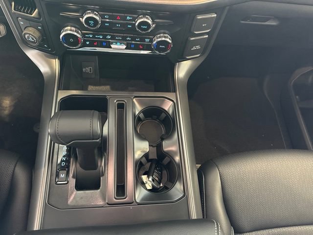 New 2026 Ford F150 Lariat w/ Equipment Group 501A Mid AWD/4WD image 9