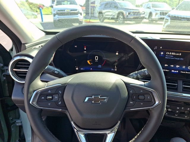 New 2026 Chevrolet Trax ACTIV w/ Sunroof Package FWD image 16