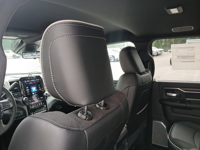 New 2027 RAM 3500 Big Horn w/ Laramie Trim Package AWD/4WD image 16