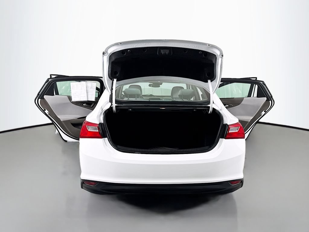 Used 2023 Chevrolet Malibu LT FWD image 22