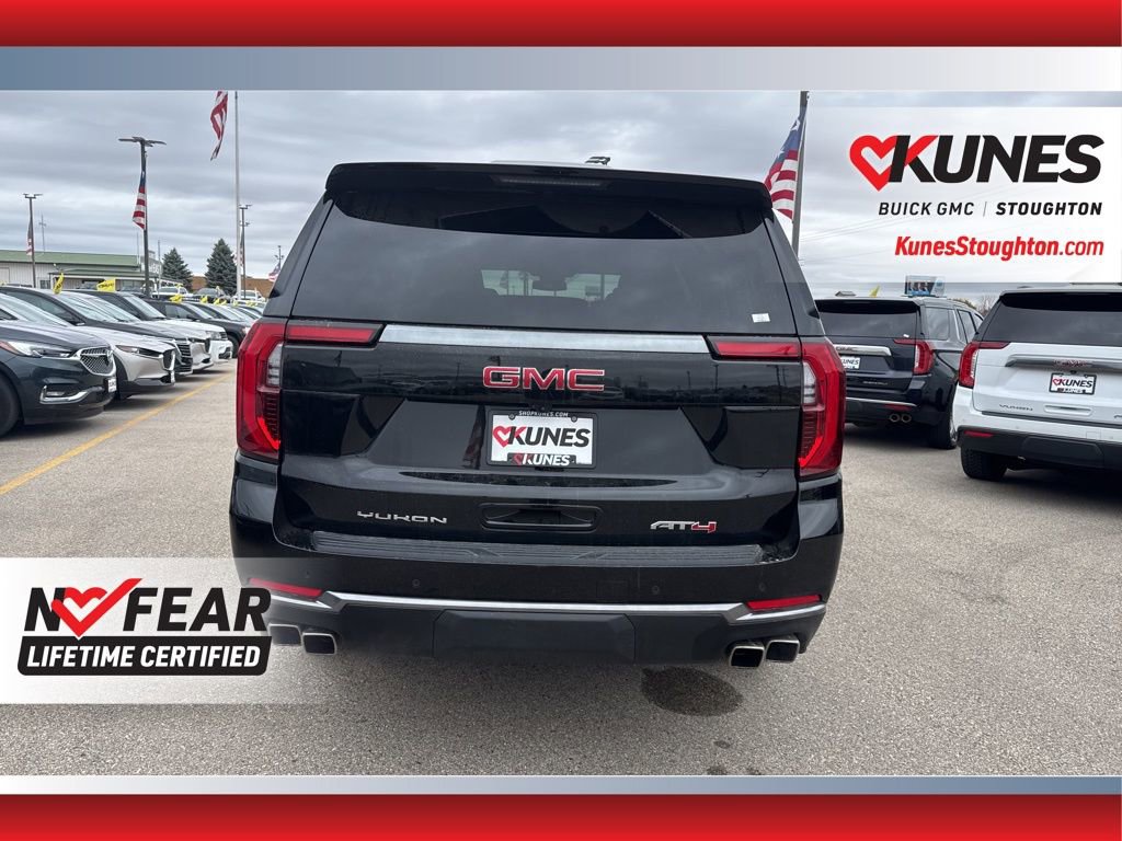 Used 2025 GMC Yukon XL AT4 image 8