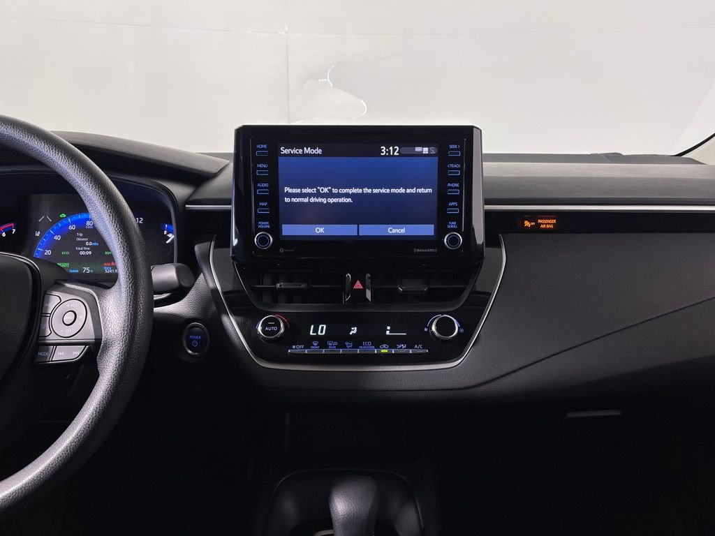 Certified 2022 Toyota Corolla LE w/ Carpet Mat Package (TMS) image 15