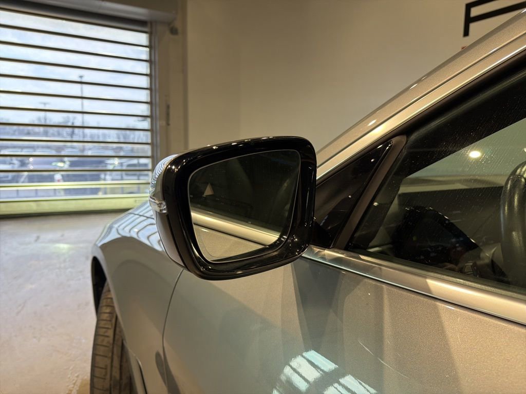 Used 2023 BMW i4 eDrive40 w/ Premium Package image 12