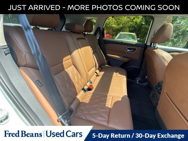 Certified 2024 Nissan Rogue Platinum w/ Platinum Premium Package AWD/4WD image 12