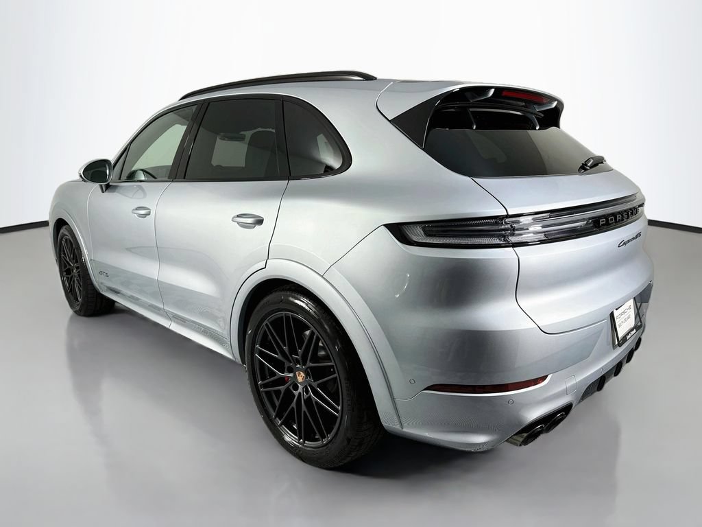 New 2026 Porsche Cayenne GTS AWD/4WD image 3
